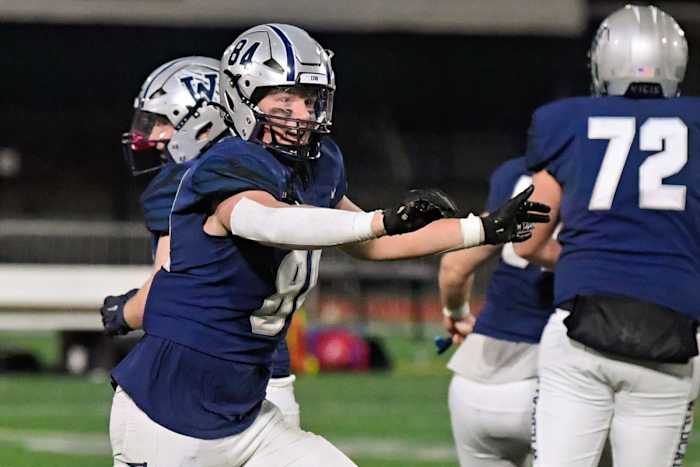 a Wilsonville Mountain View 5A Oregon football final November 24 2023 Leon Neuschwander 67